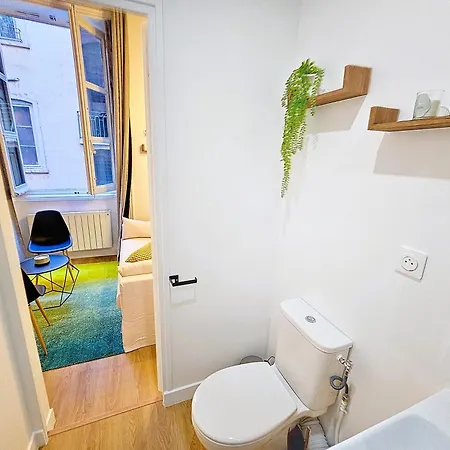 Le Louis - Lyon 1 - Studio Mezzanine Exterior photo